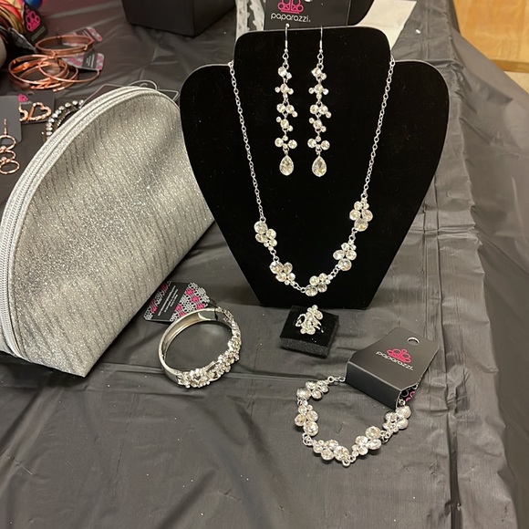 Paparazzi Pink Friday Set - Picture 10 of 10